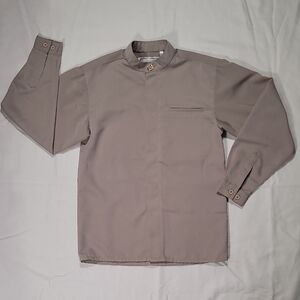 Long-Sleeve Button-Down Shirt w/ Gold Button